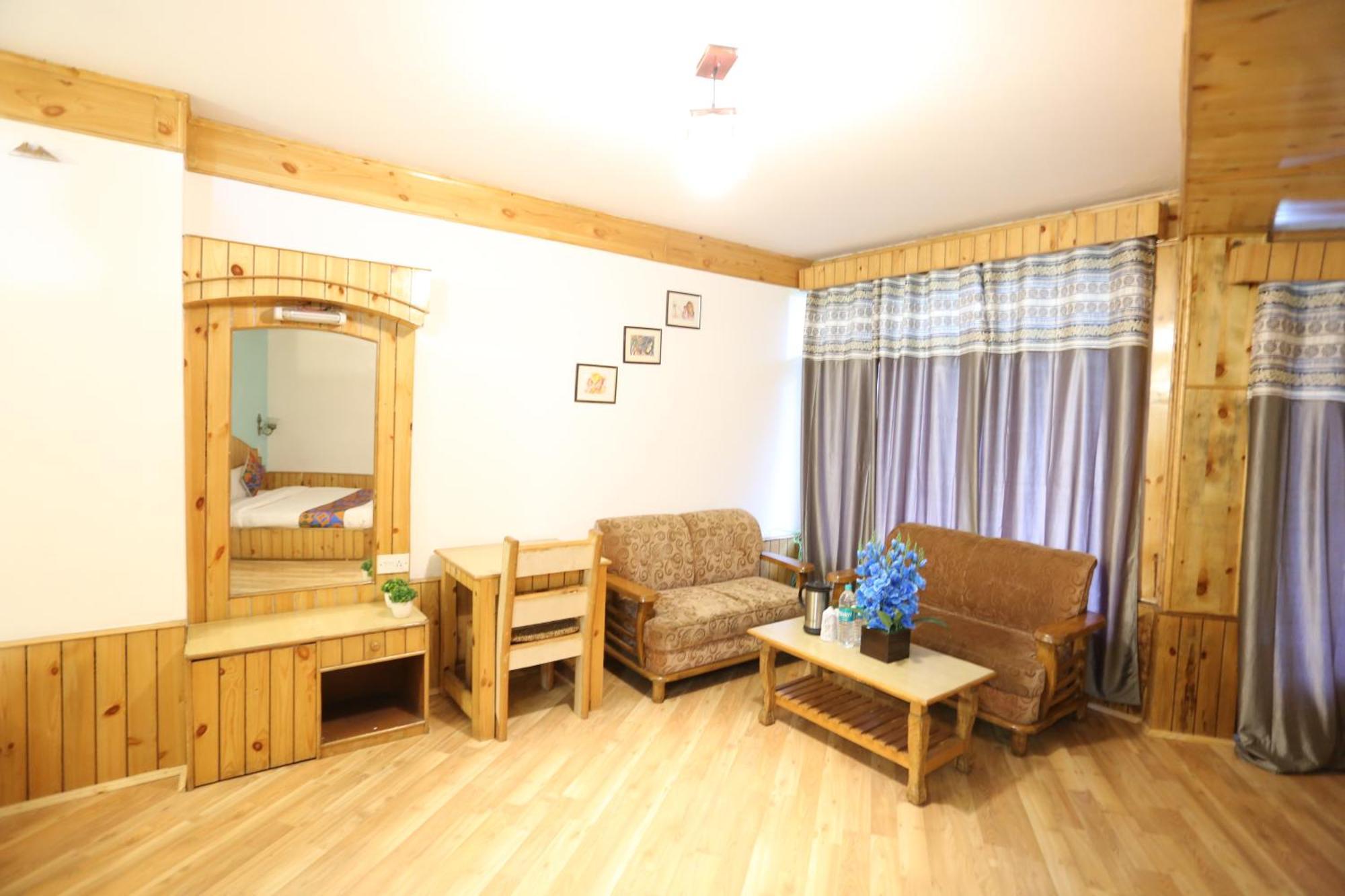 Hotel Surbhi Vashist Eksteriør bilde
