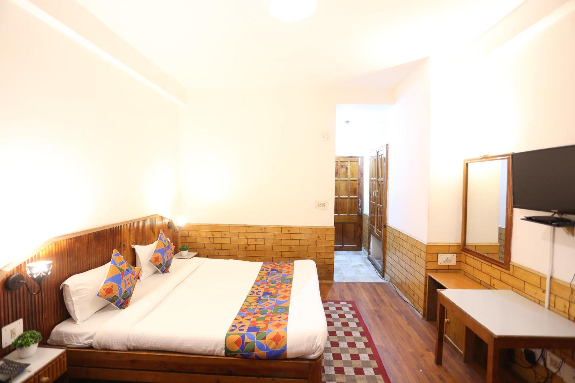 Hotel Surbhi Vashist Eksteriør bilde