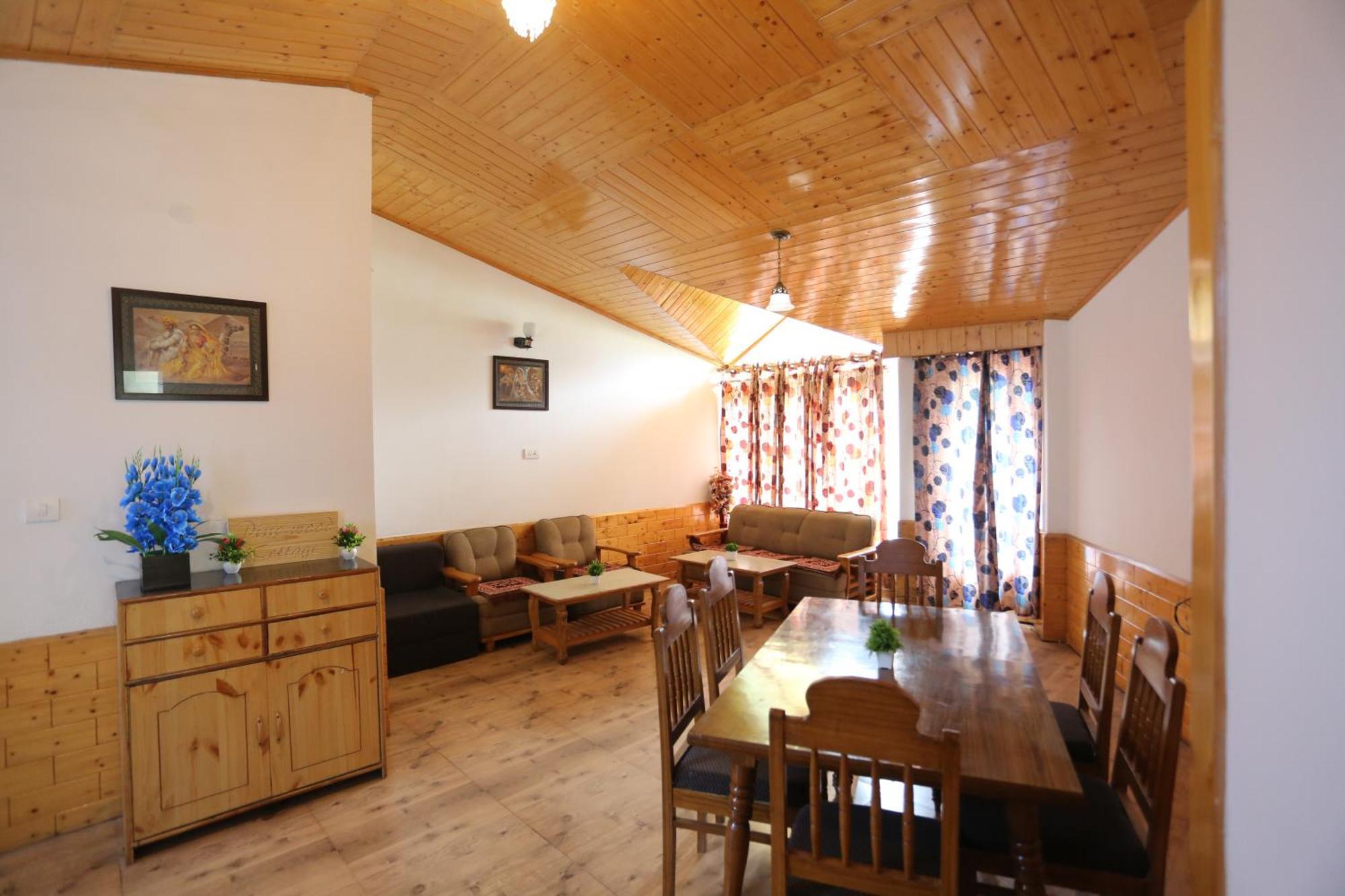 Hotel Surbhi Vashist Eksteriør bilde